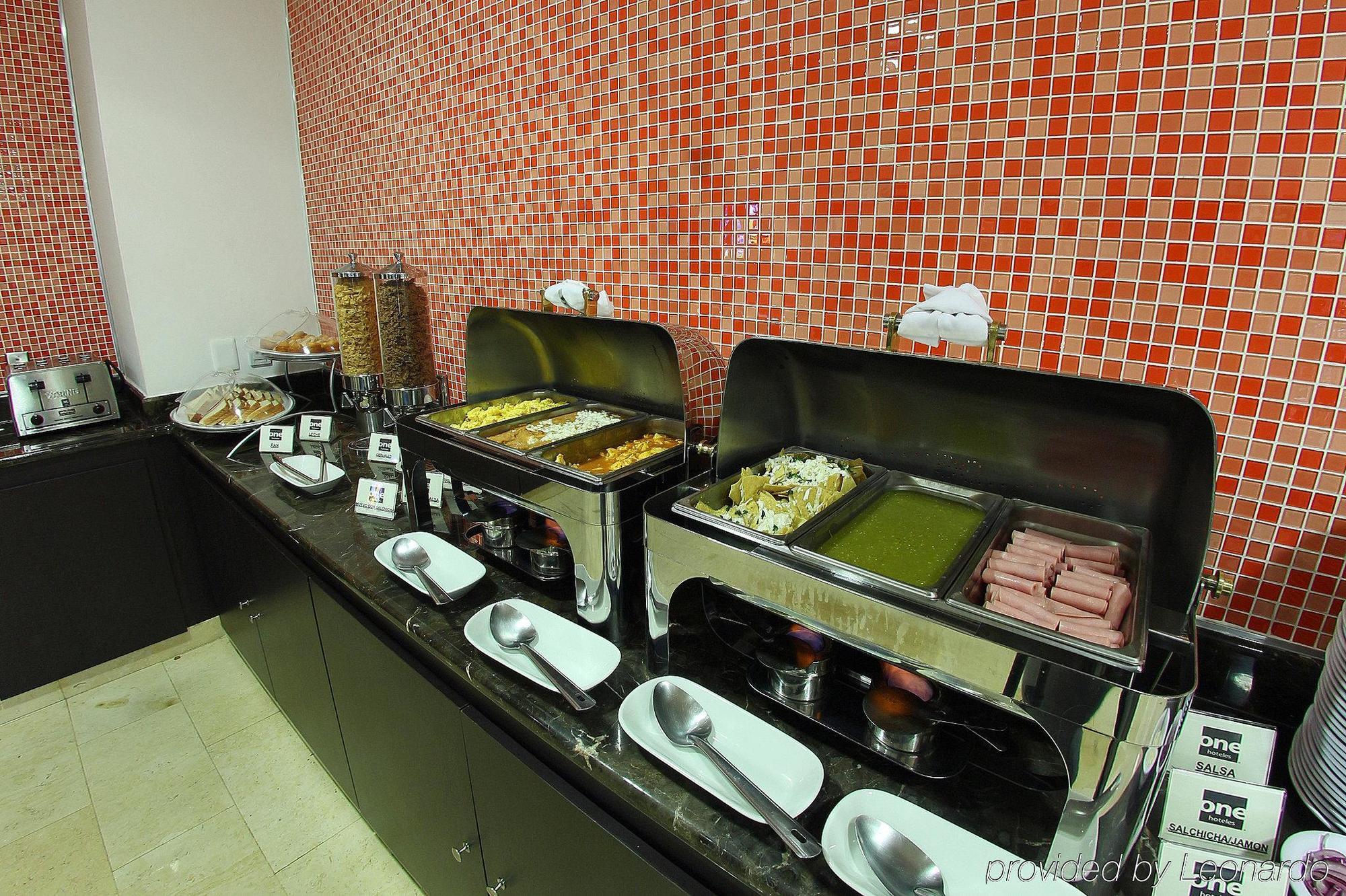 One Culiacan Forum ร้านอาหาร รูปภาพ